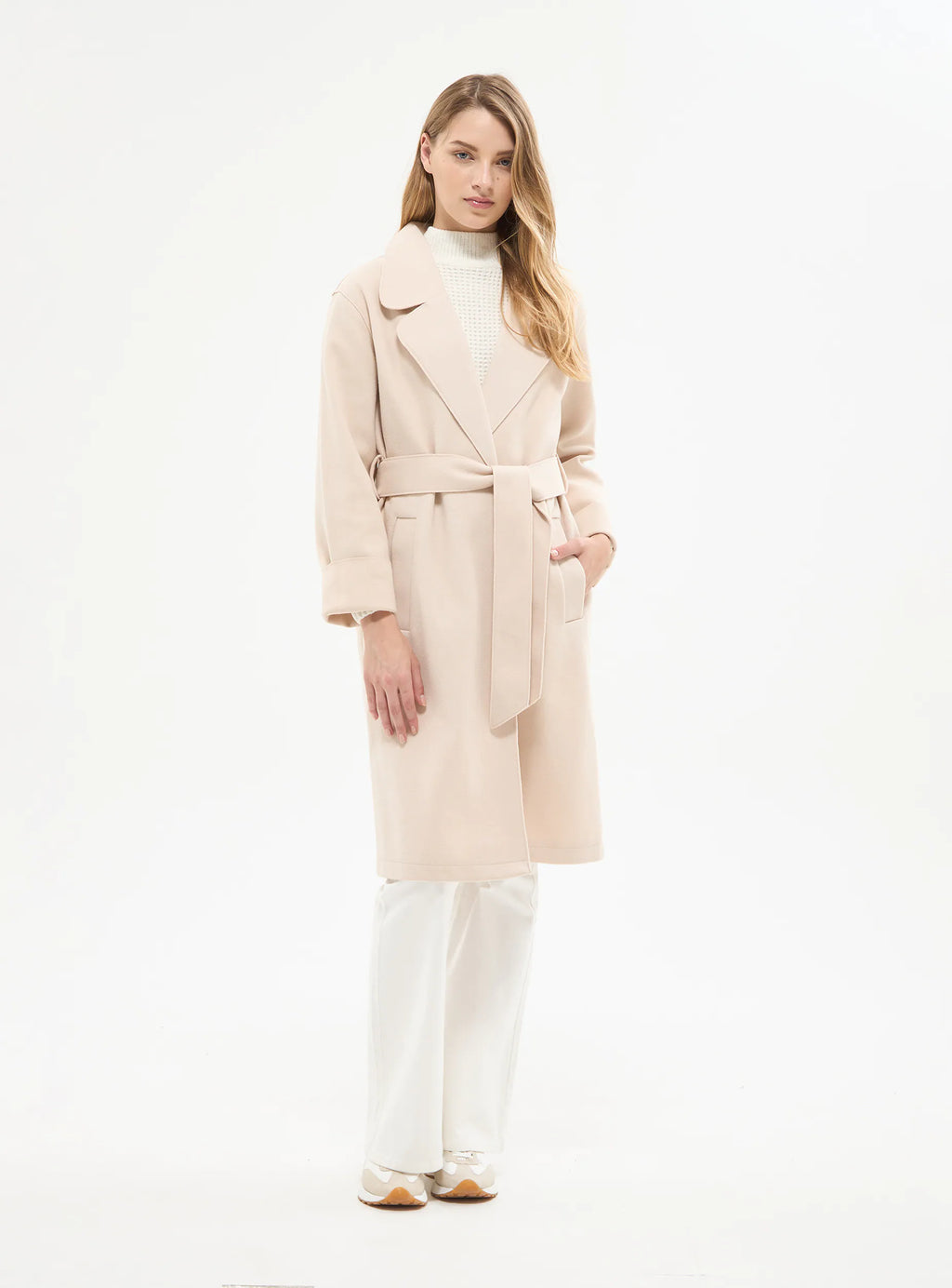 Unlined coat with belt Ivory