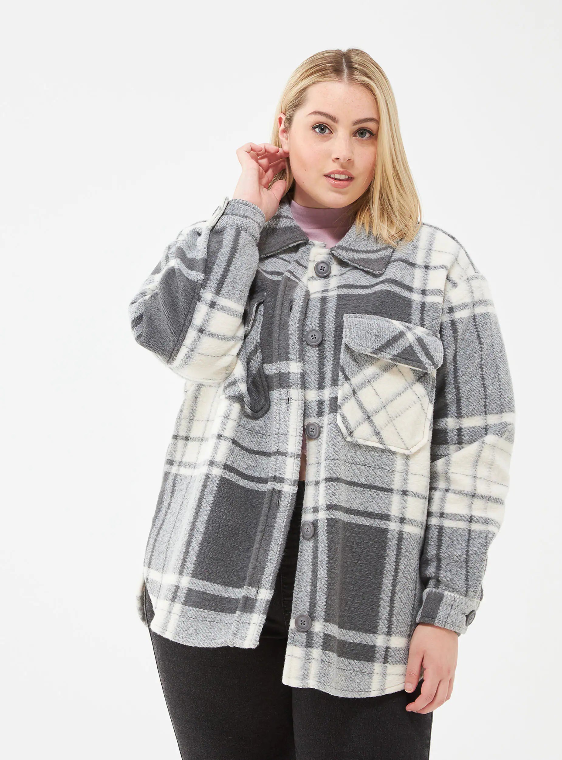 Checkered shake-over