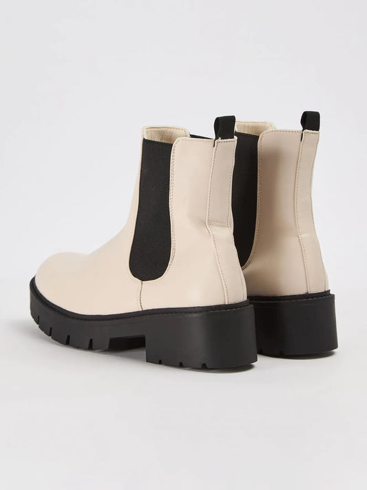 combat boots