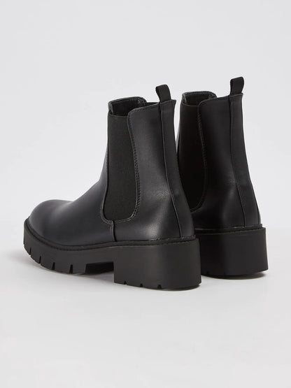 combat boots