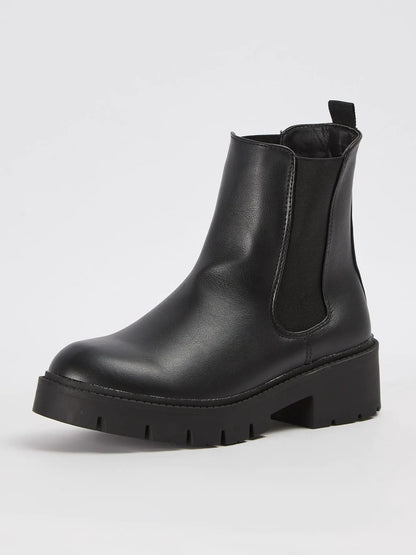 combat boots