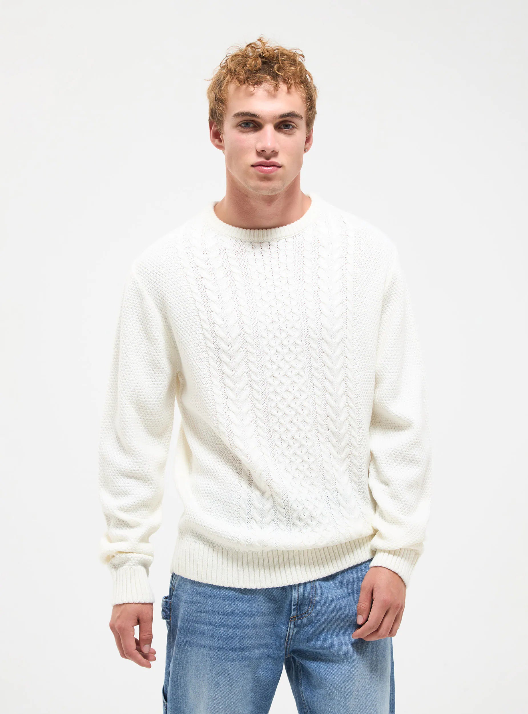 Cable knit sweater Wool