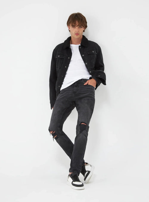 Skinny black jeans