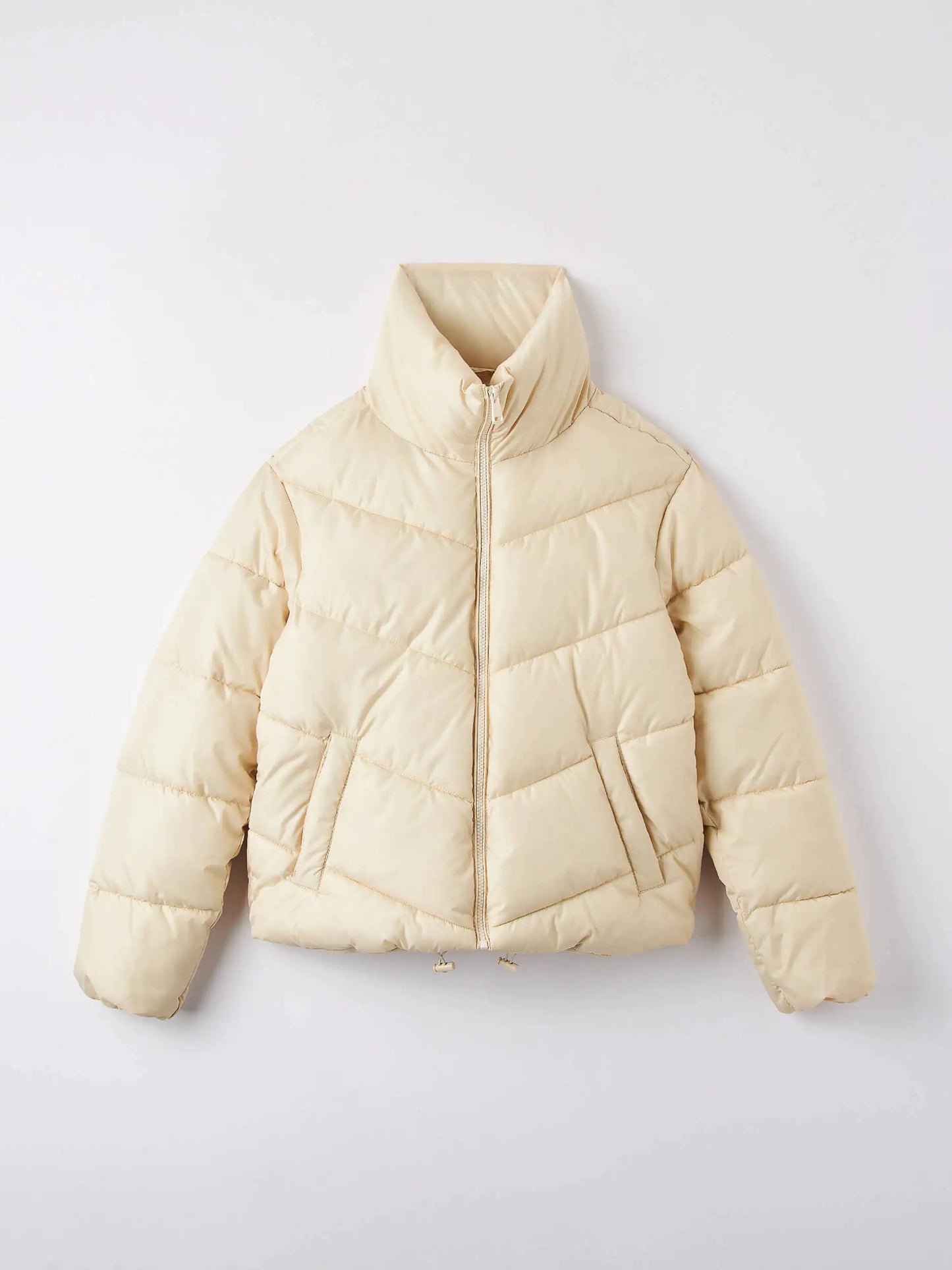 Puffer jacket with stand-up