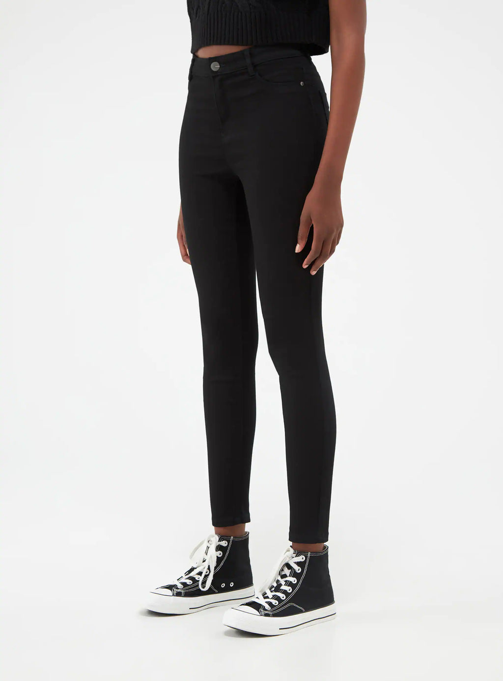 High-waisted skinny pants